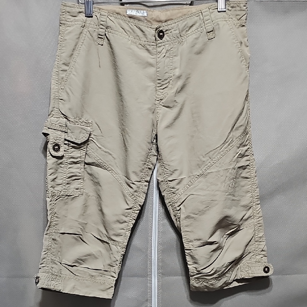 Marmot Tan Utility Cargo Capris